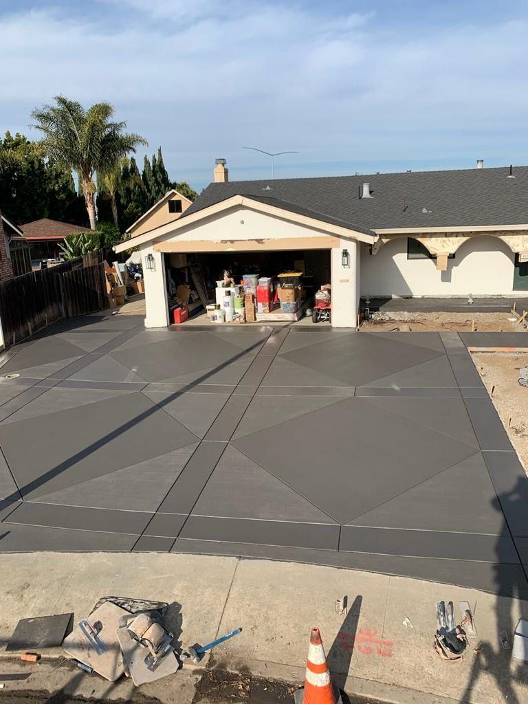 MMA Rodriguez Concrete crew project